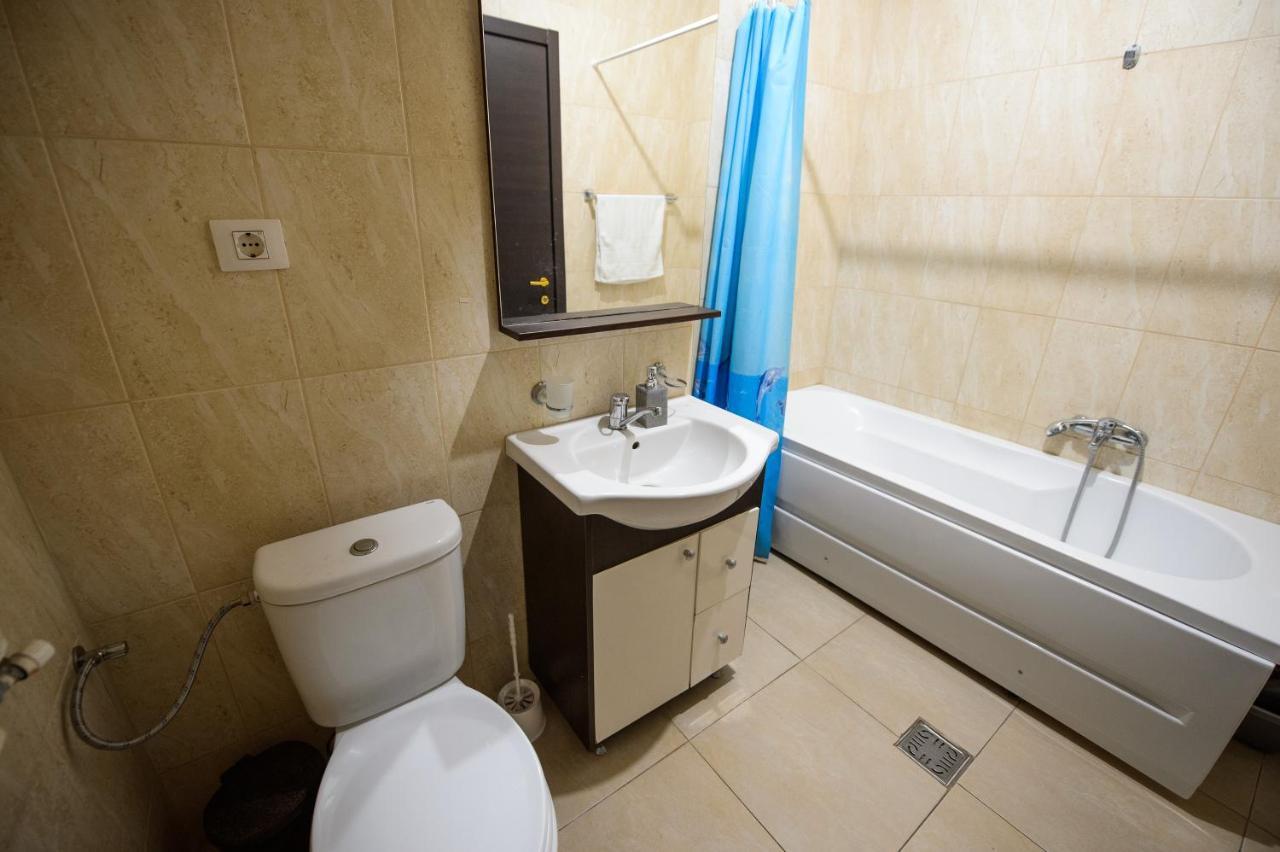 Summerland Relax Apartments Mamaia Exterior photo